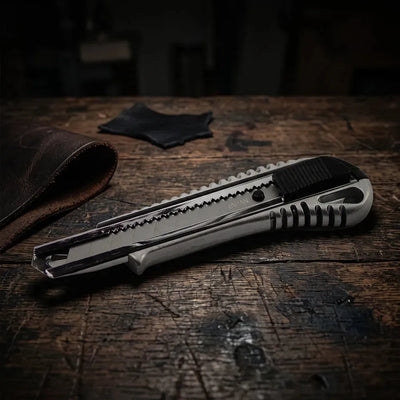 Törhető pengés bőrvágó kés 18mm – CraftPoint