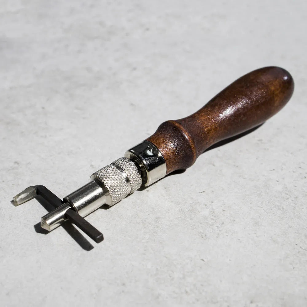 Groover z regulacją szerokości ostrza – CraftPoint