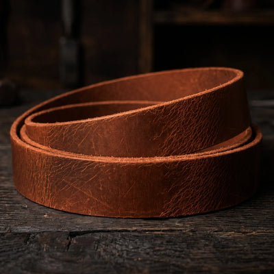 Buffalo övbőr - Handwax - 3,5-4mm, 140cm, 33/38mm - Konyak – CraftPoint